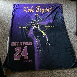 BRAND NEW! KOBE BRYANT FLEECE BLANKET